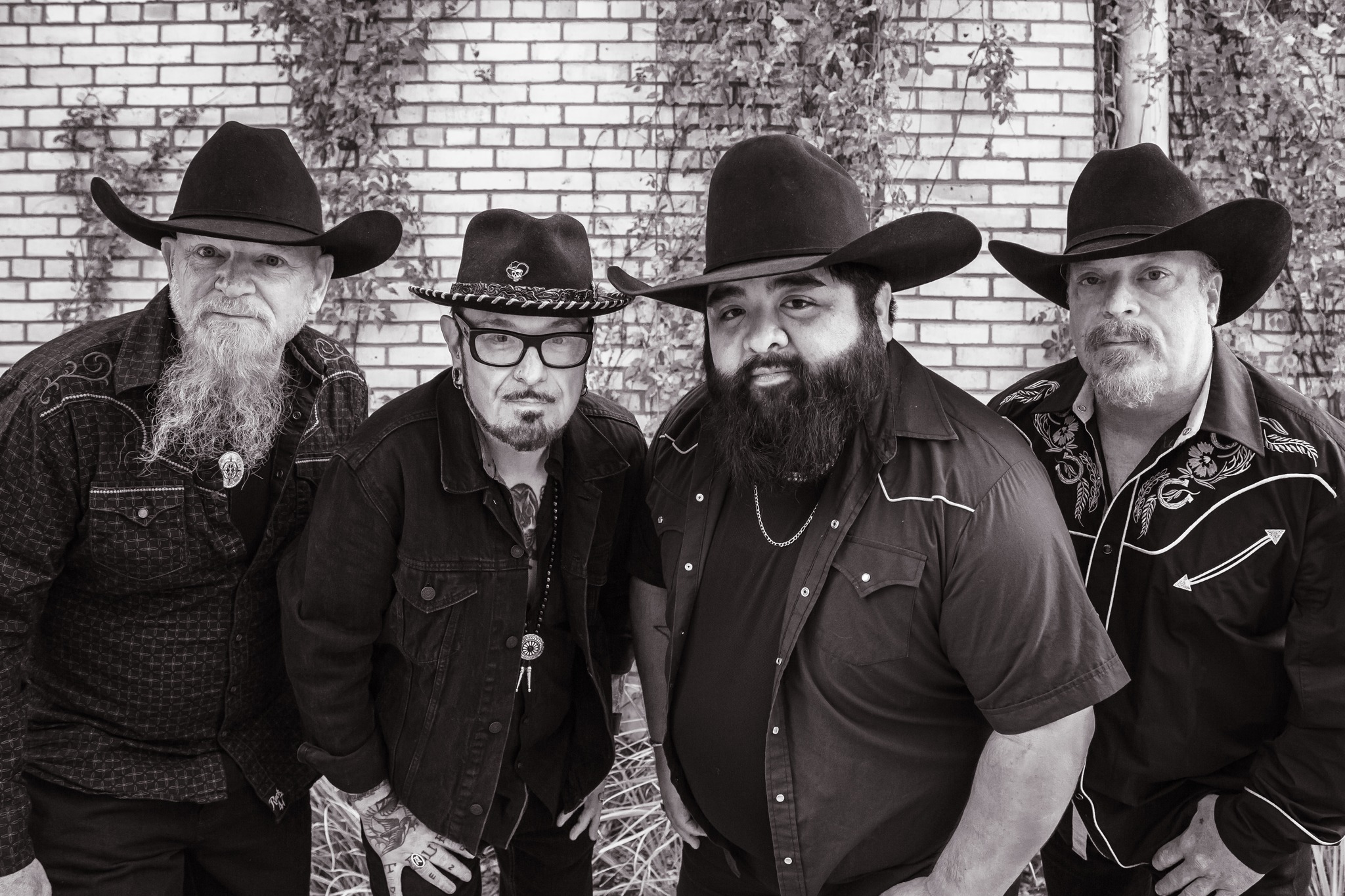 Kin Fly Band Kin Faux Set to Release New Single, “Sunny and 72” Ahead of New Album ...